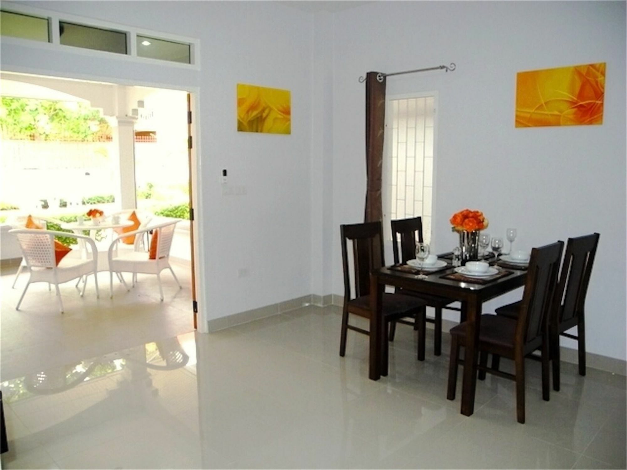 Leaf 2 2 Bedrooms *