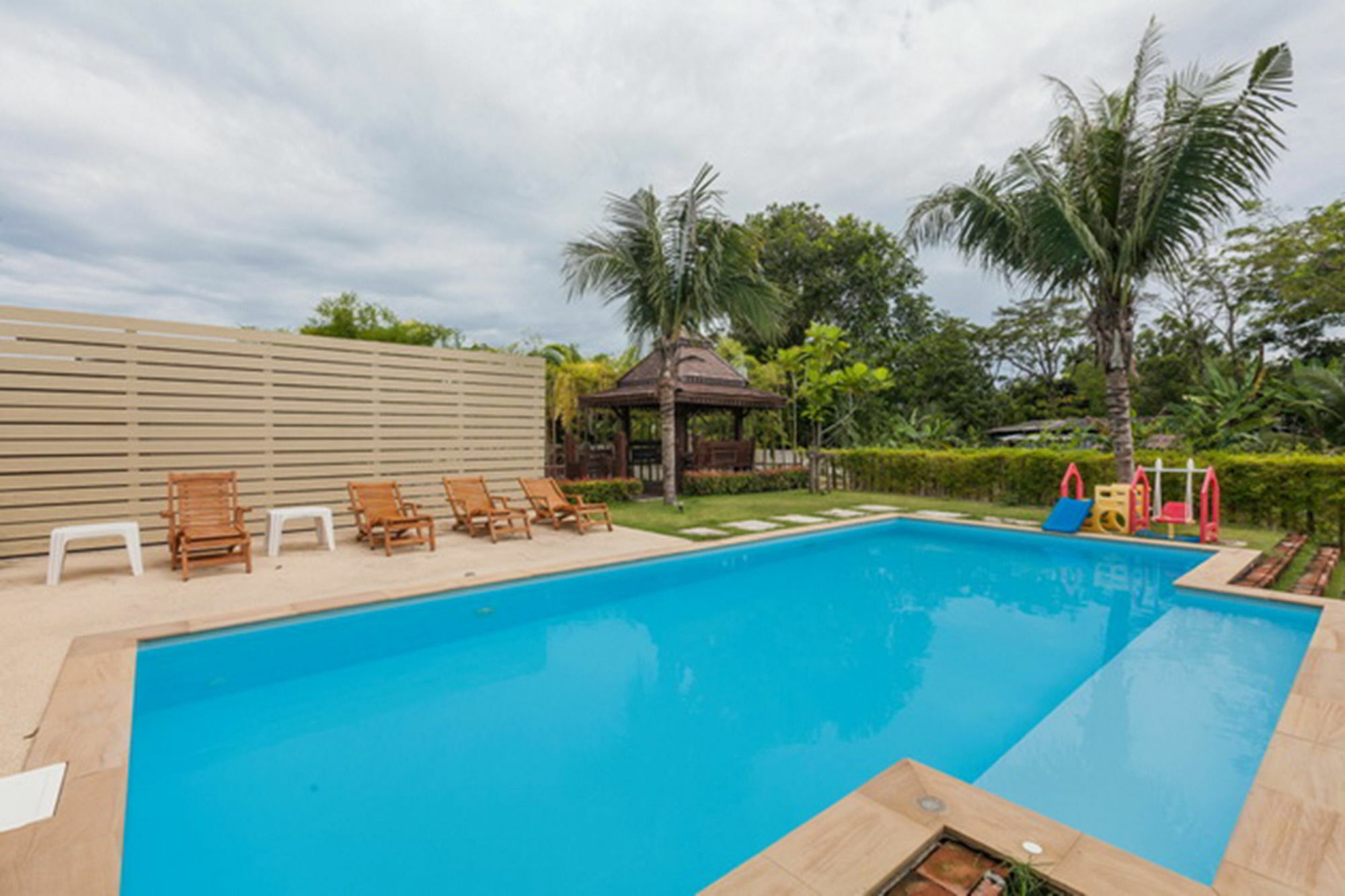 Chaofa West Apartment