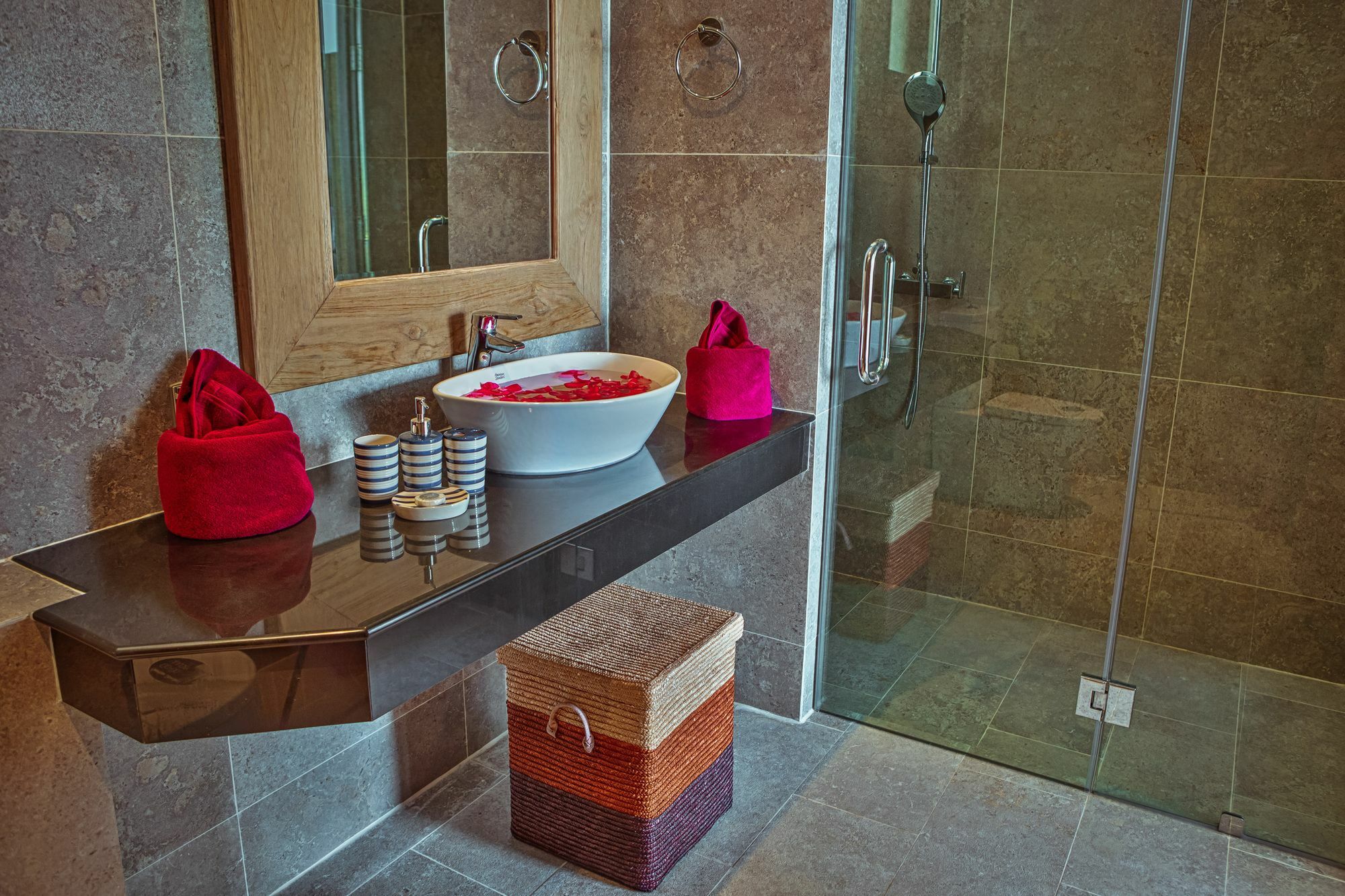 Fully Serviced Grand Luxury Time Phuket Villa *