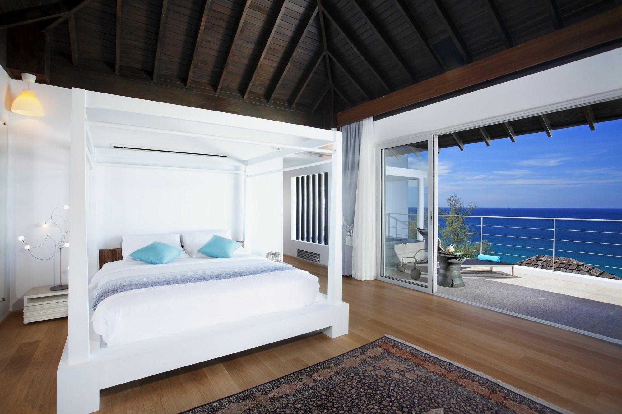 Bluesiam - Sha Certified Surin Beach (Phuket)