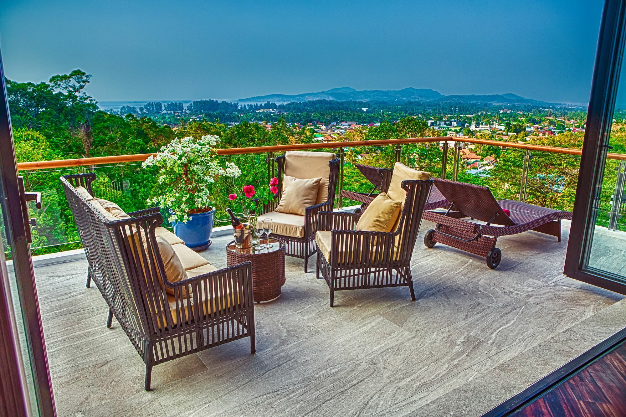 Fully Serviced Grand Luxury Time Phuket Bang Tao Beach (Phuket)