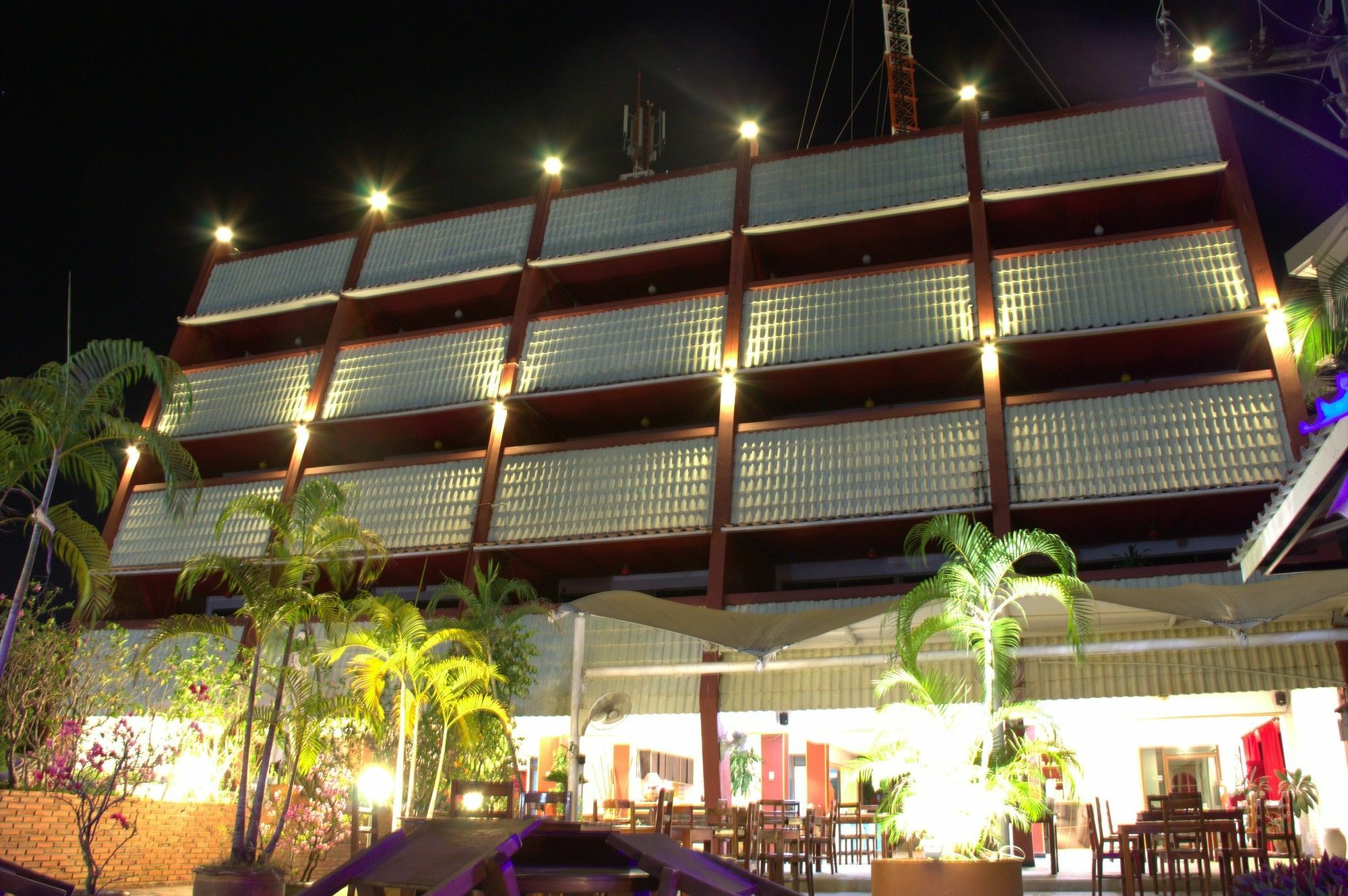 Sweet Hotel 3*