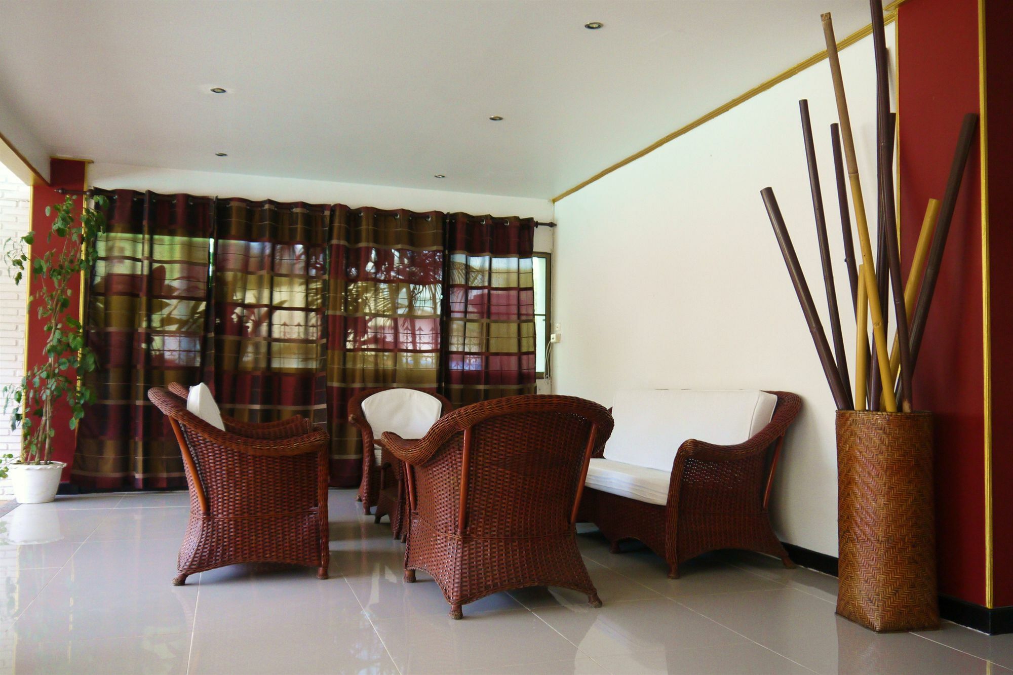Sweet Hotel 3*