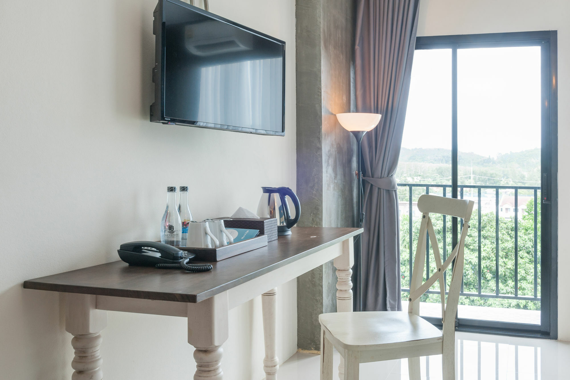 The Sixteenth Naiyang Sha Hotel