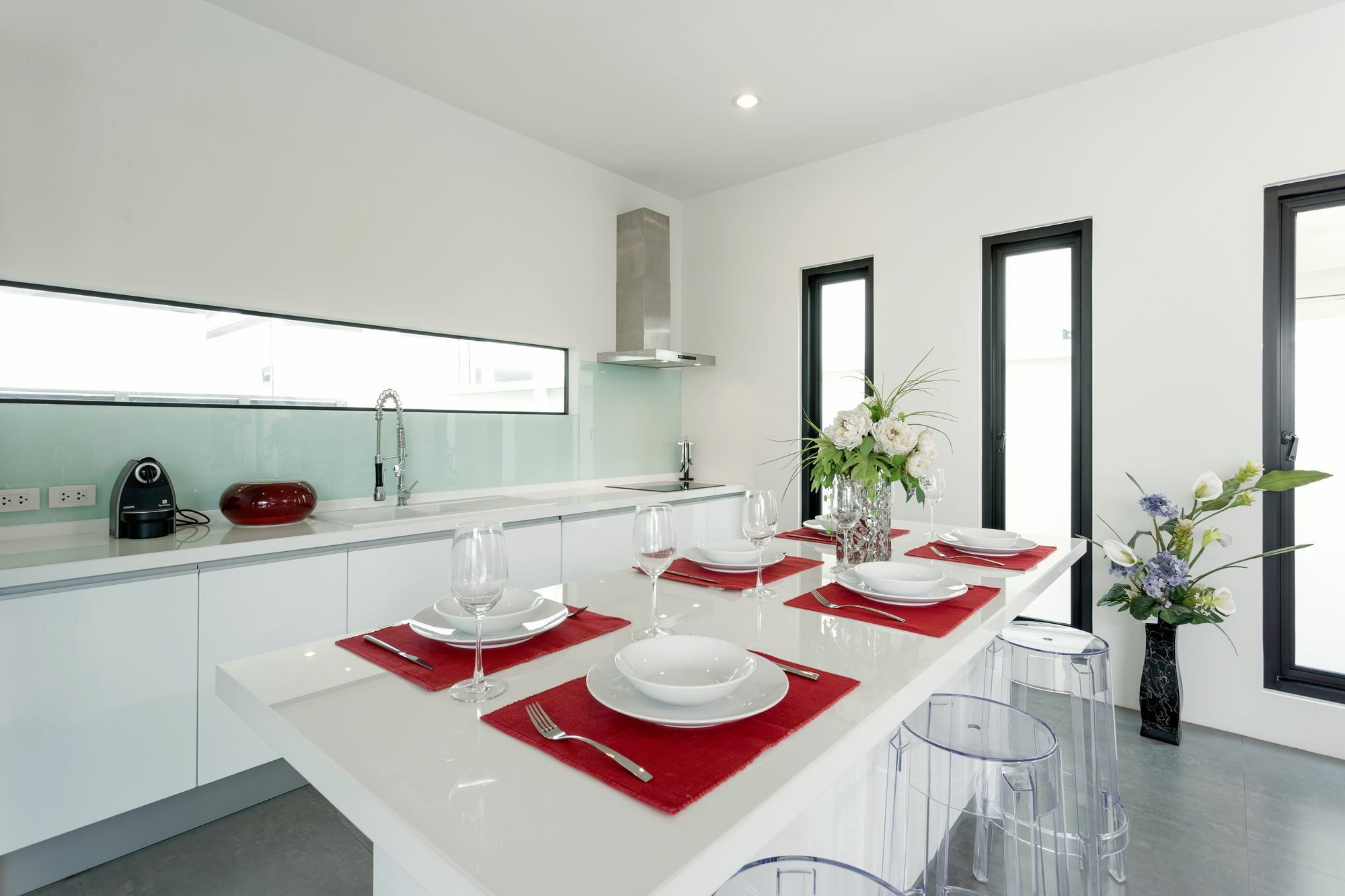 Hotel Large 3br With Big Pool By Intira 3*
