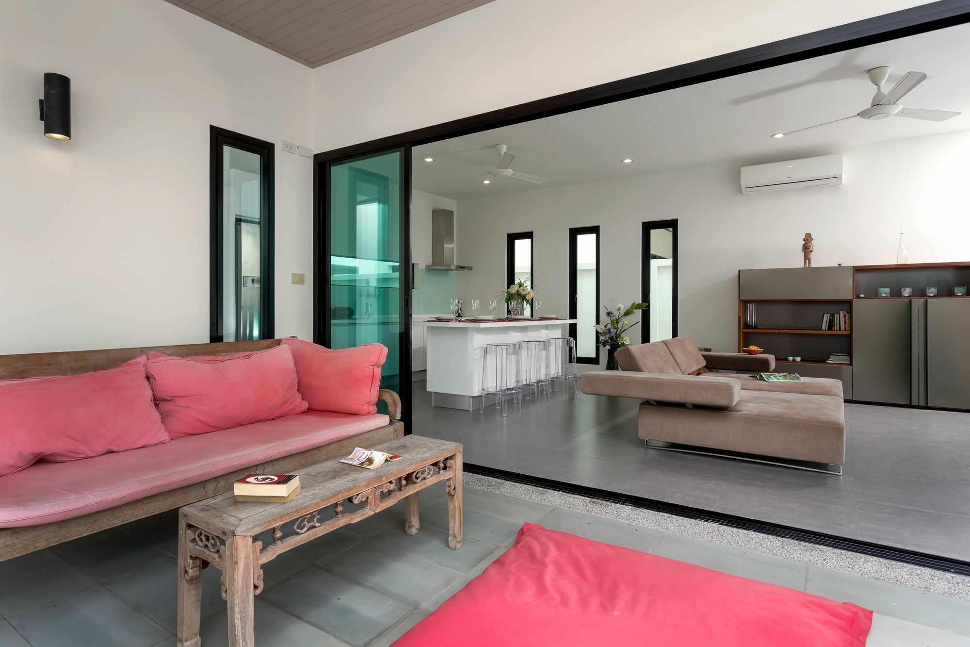 Large 3br With Big Pool By Intira Hotel