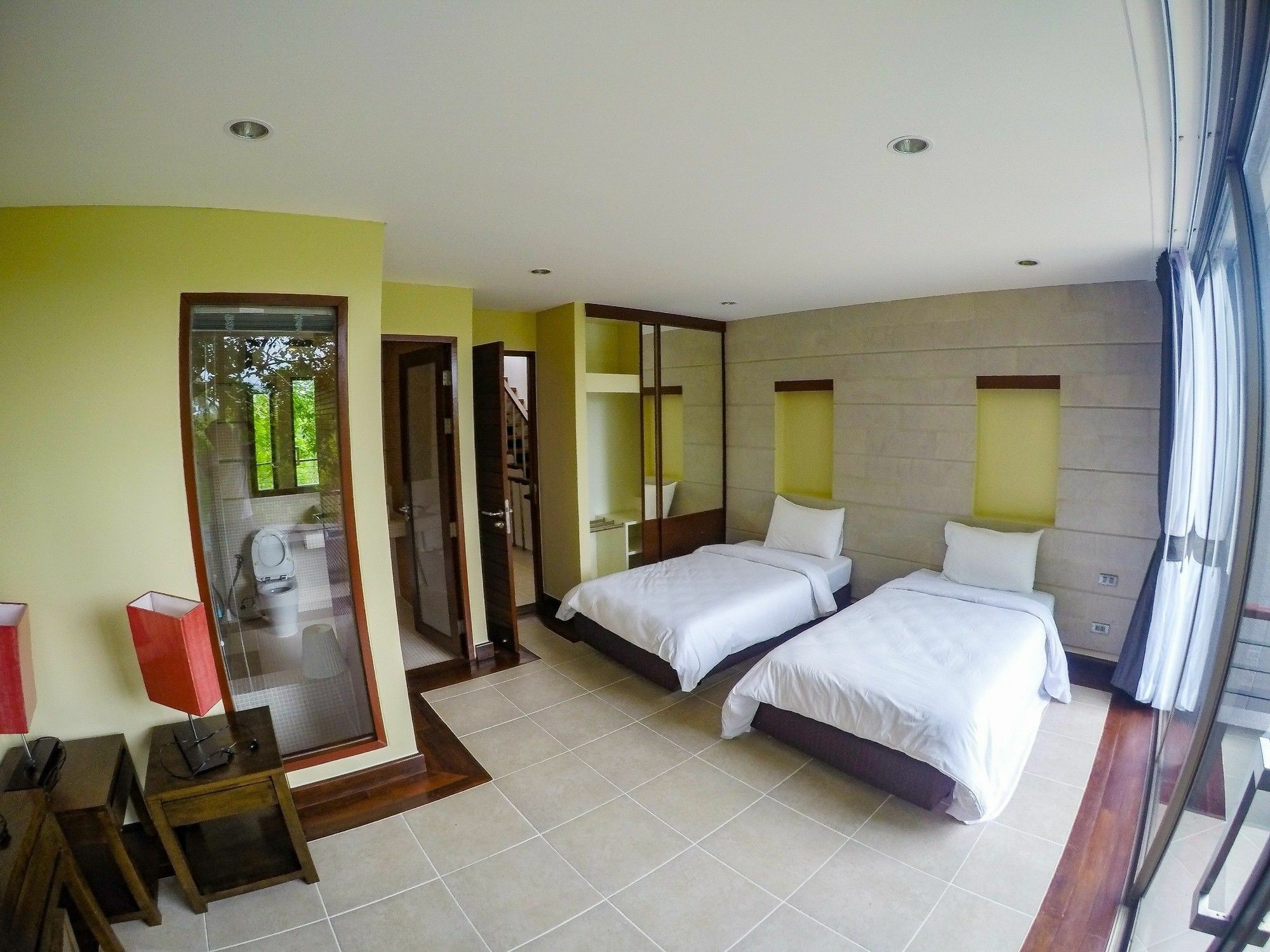 Villa The Local *