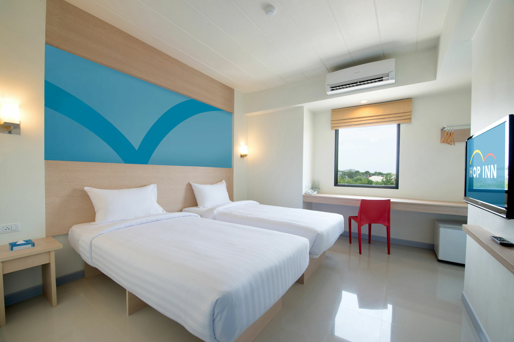 Hop - Sha Hotel 2*