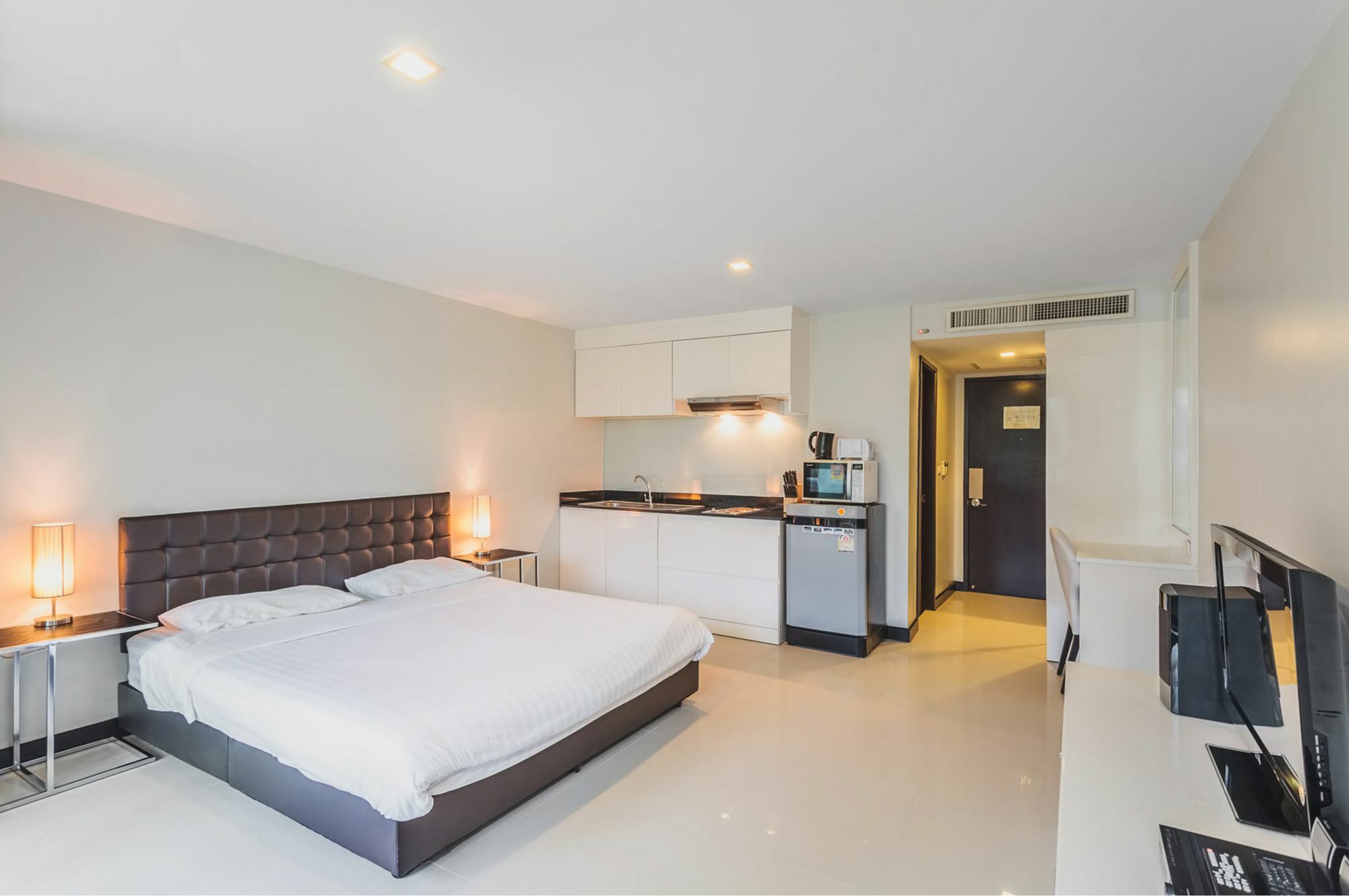 In Bangtao In Kris 402 Apartment *