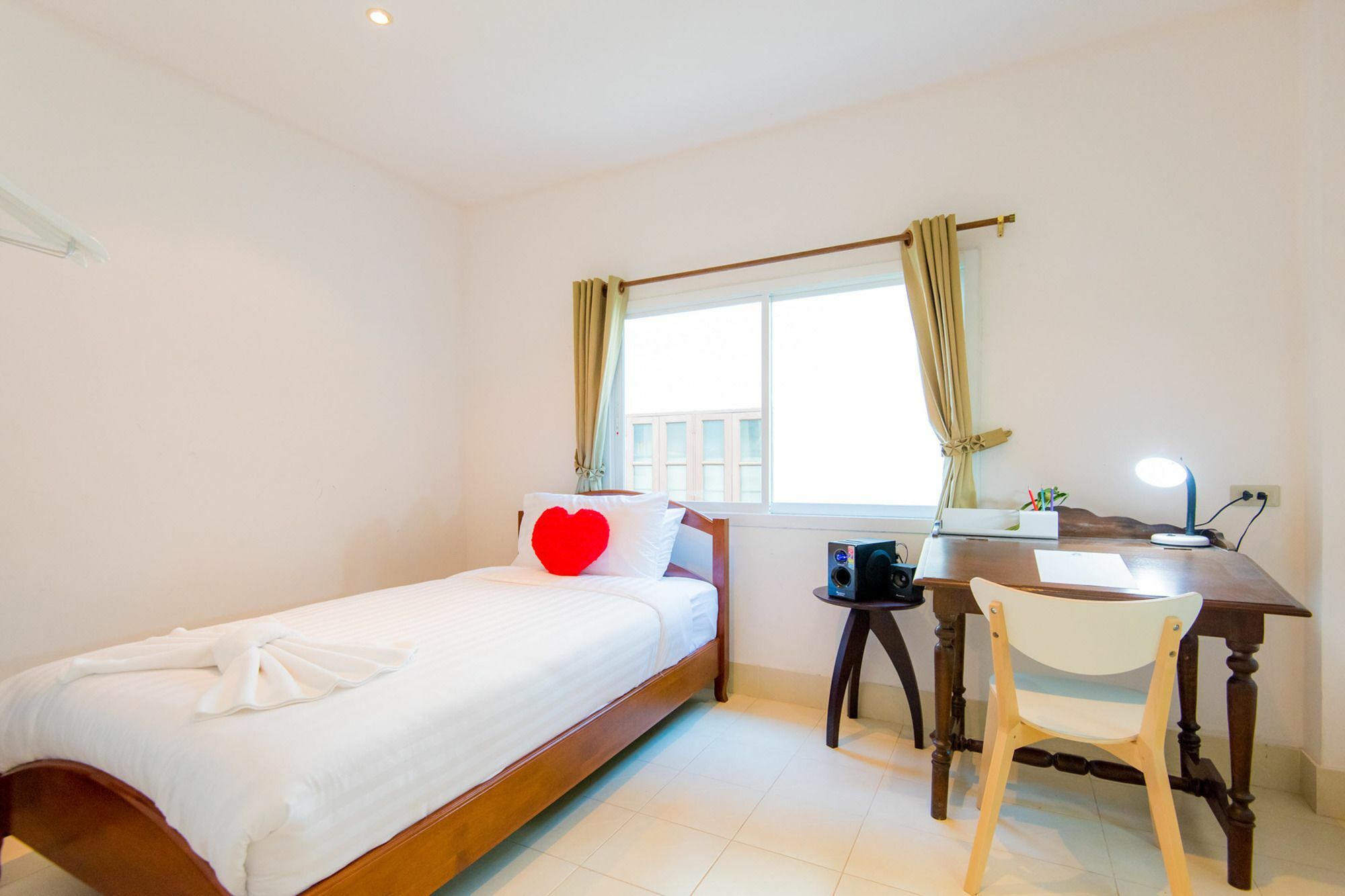 Tananza Pool Nern Khao Phuket Holiday home *