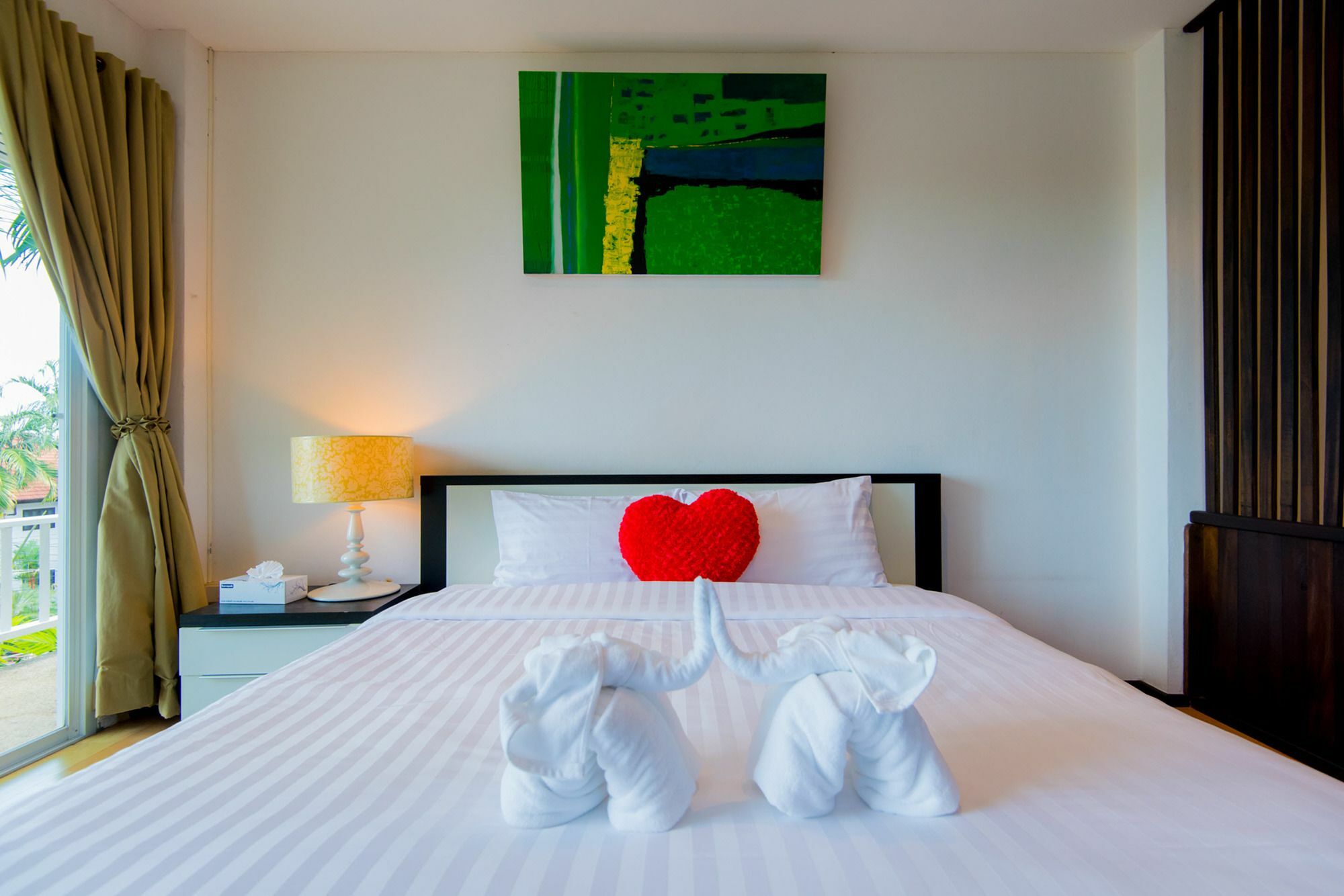 Tananza Pool Nern Khao Phuket