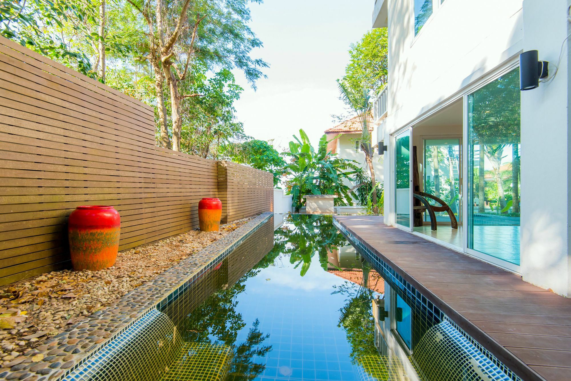 Tananza Pool Nern Khao Phuket Holiday home *