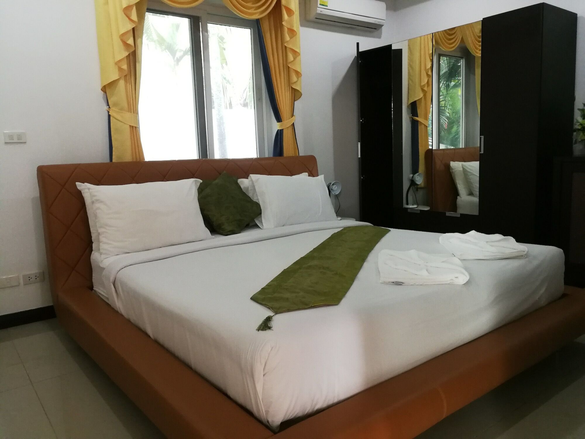 Guest house Baan Waru Seaview