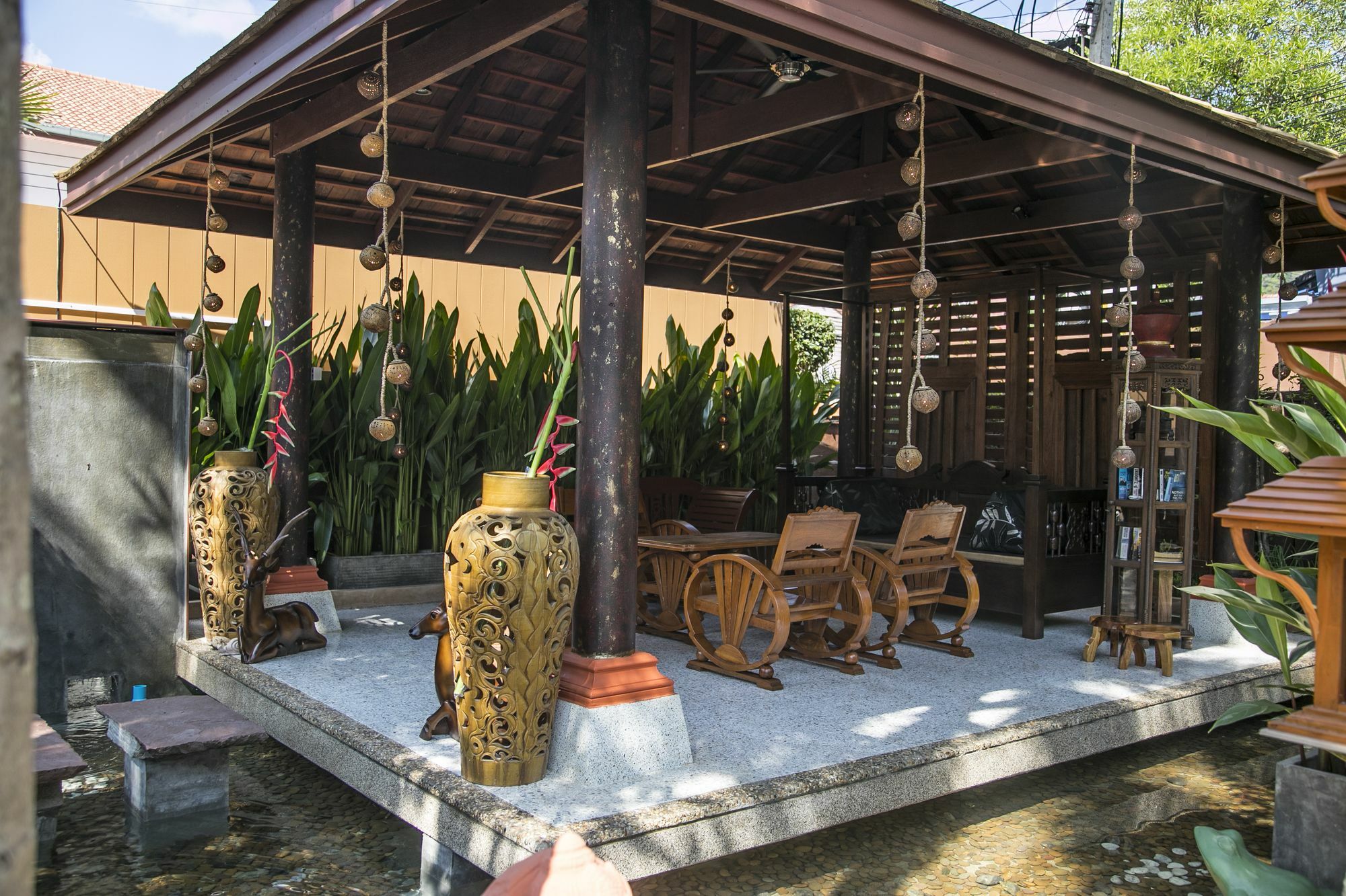 West Key Hotel