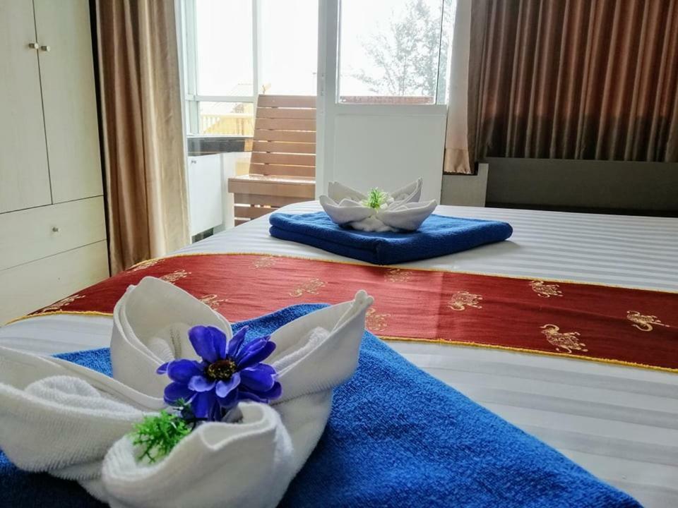 555 Inn Kamala Beach