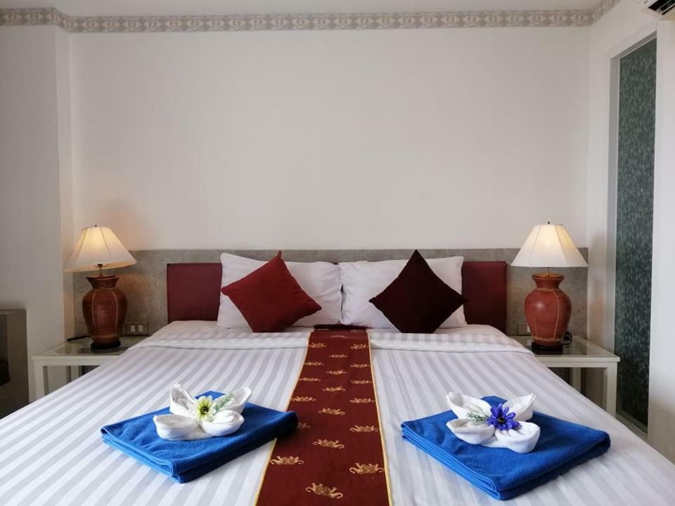 555 Kamala Beach