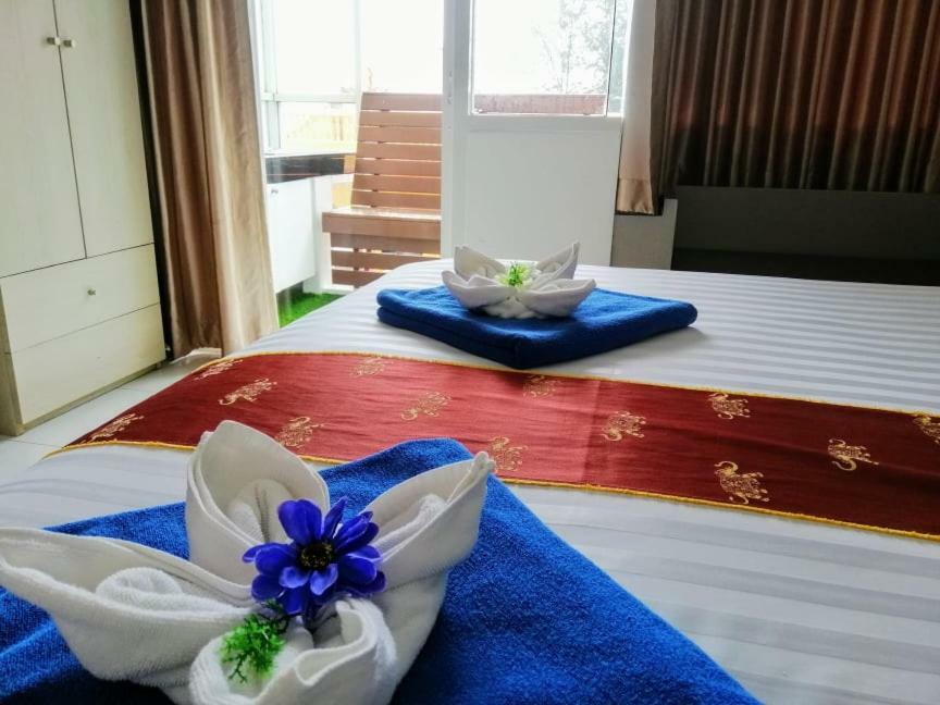 555 Inn Kamala Beach