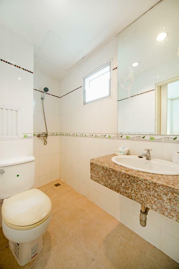 Oyo 232 Hometel 3* Patong