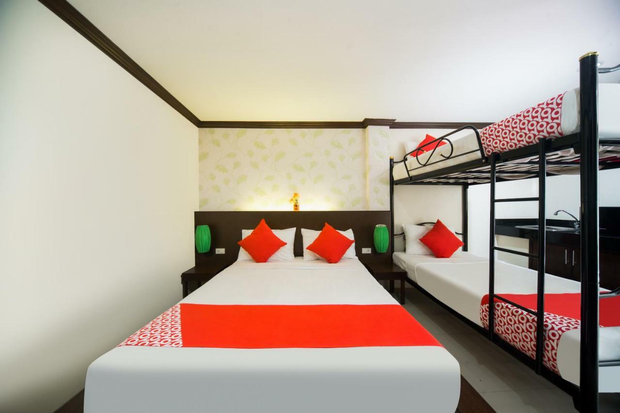 Hotel Oyo 232 Hometel 3*