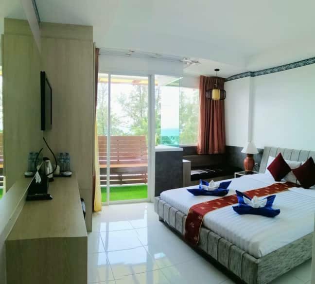 555 Inn