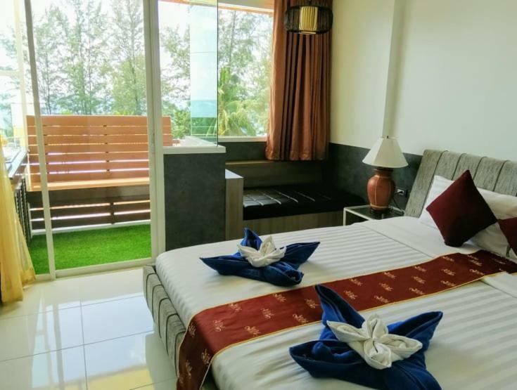 555 Inn 3*