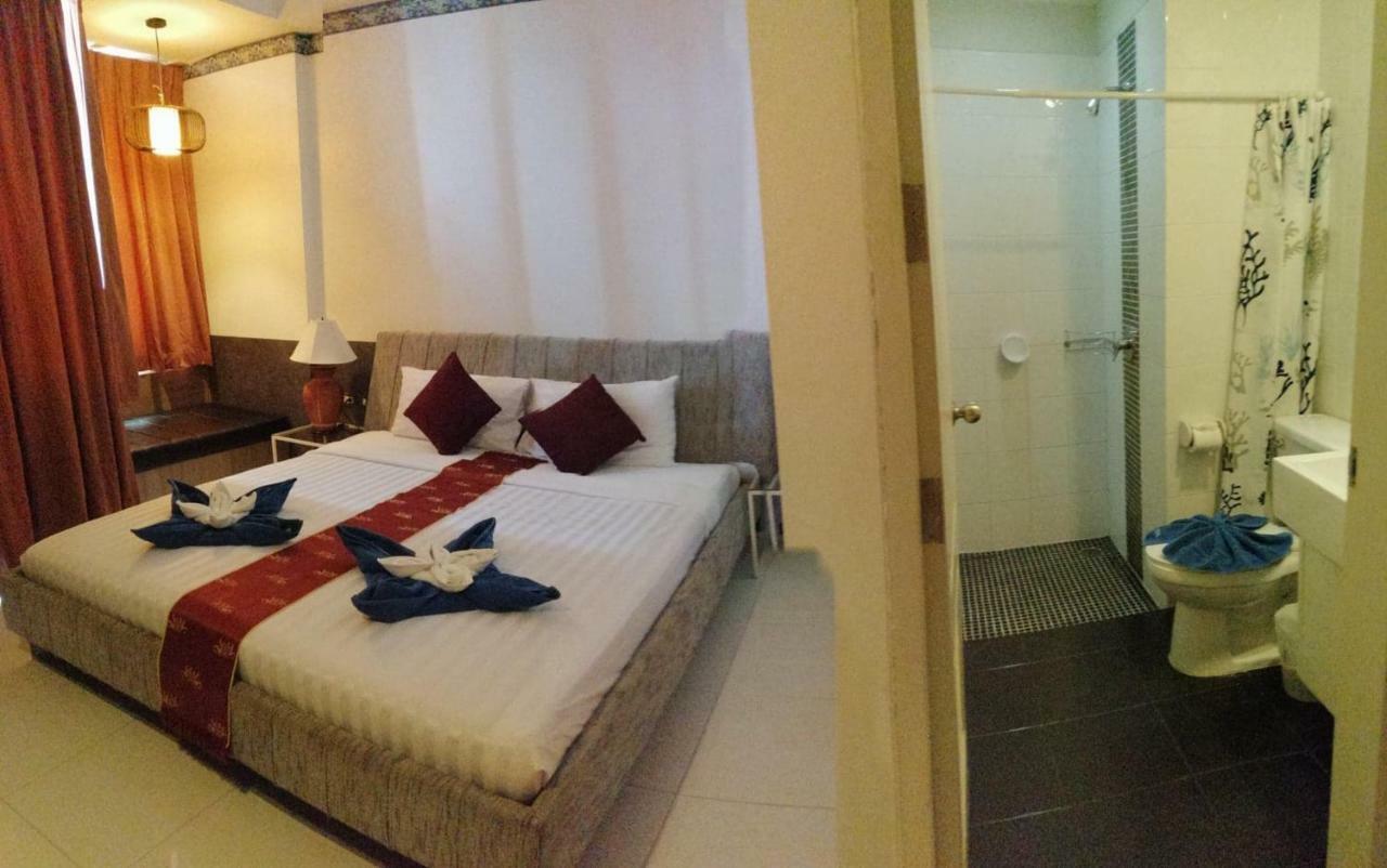 555 Inn 3*