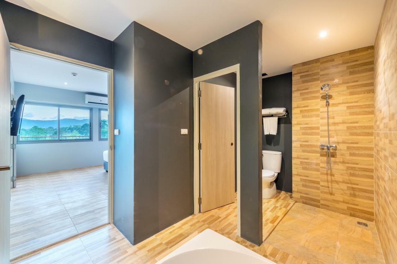 Beehive Boutique Hotel 5*