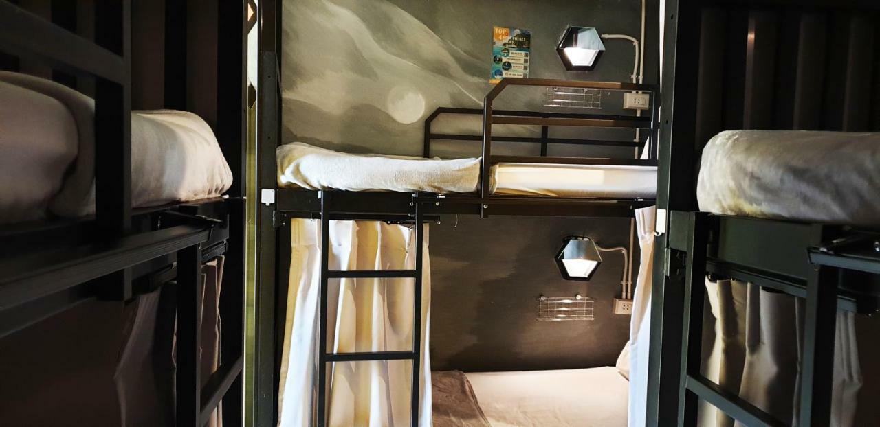 Hostel Beehive Old Town Phuket