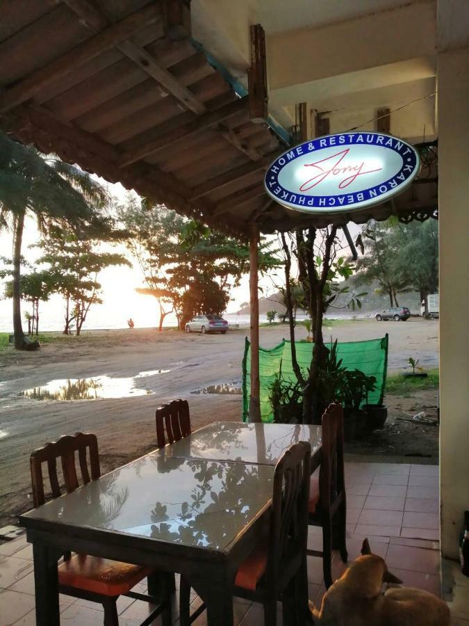 Tony And Restaurant * Karon