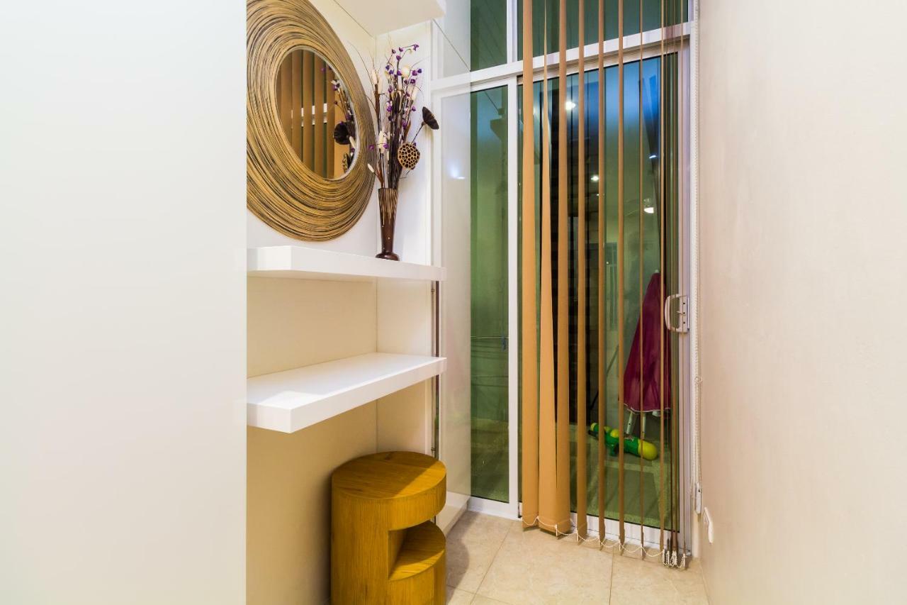 The Palm At Veloche Group By Lofty