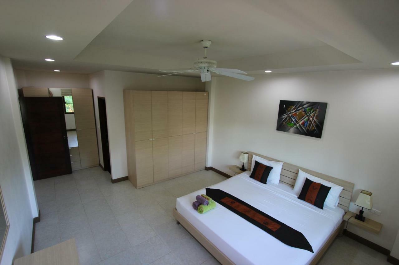 Resort Babylon Pool 4*