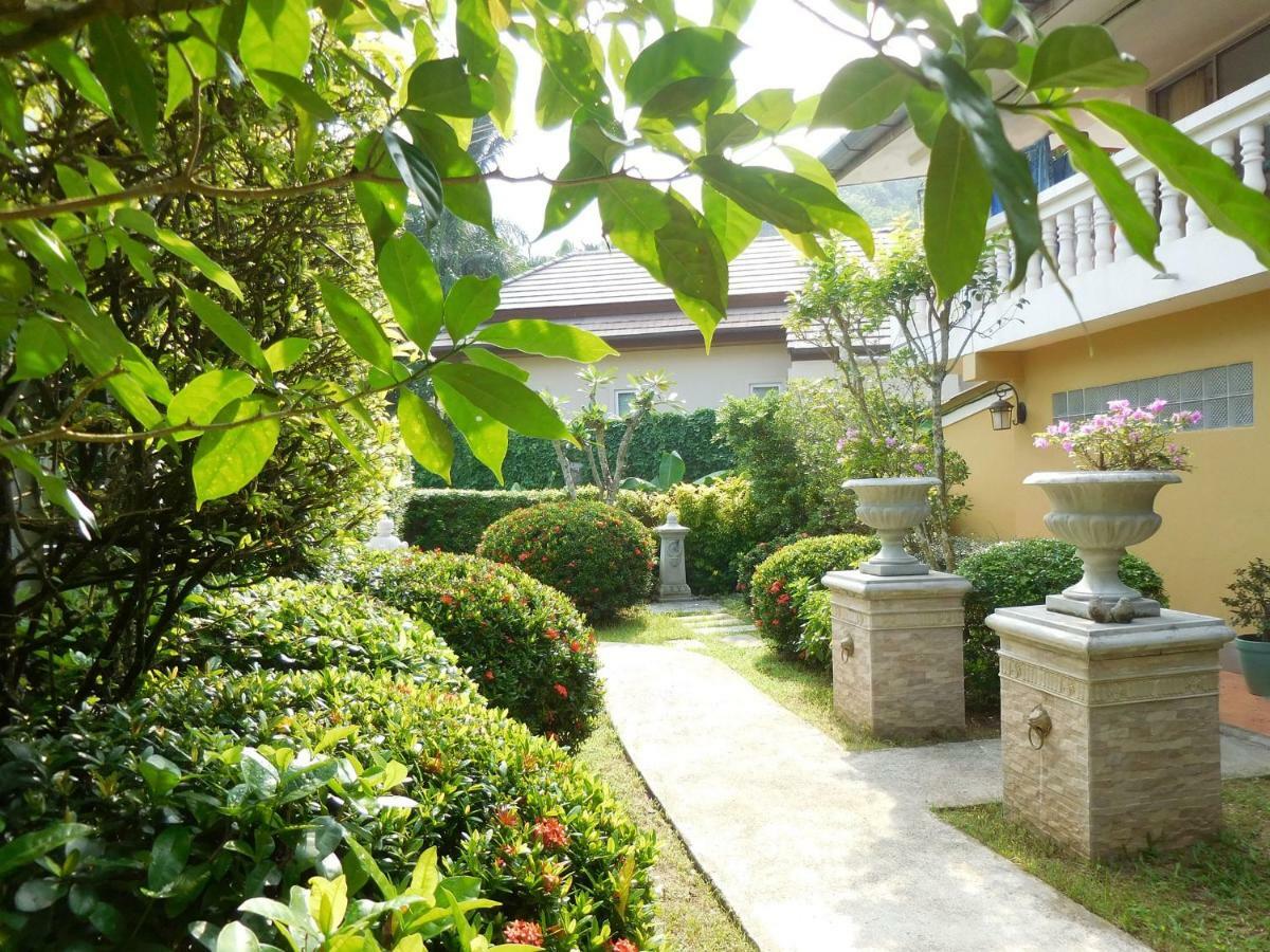 Village And Natural Garden Gasthof Karon
