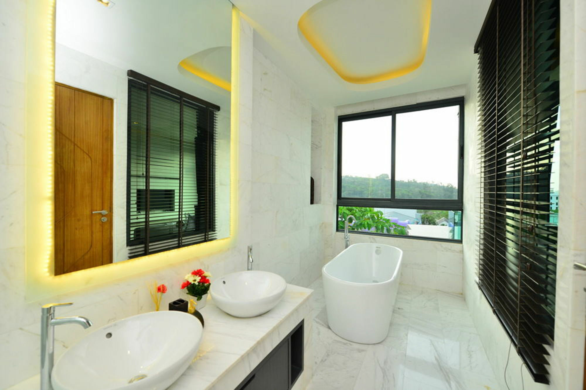 Bukit Pool - Sha Extra * Patong