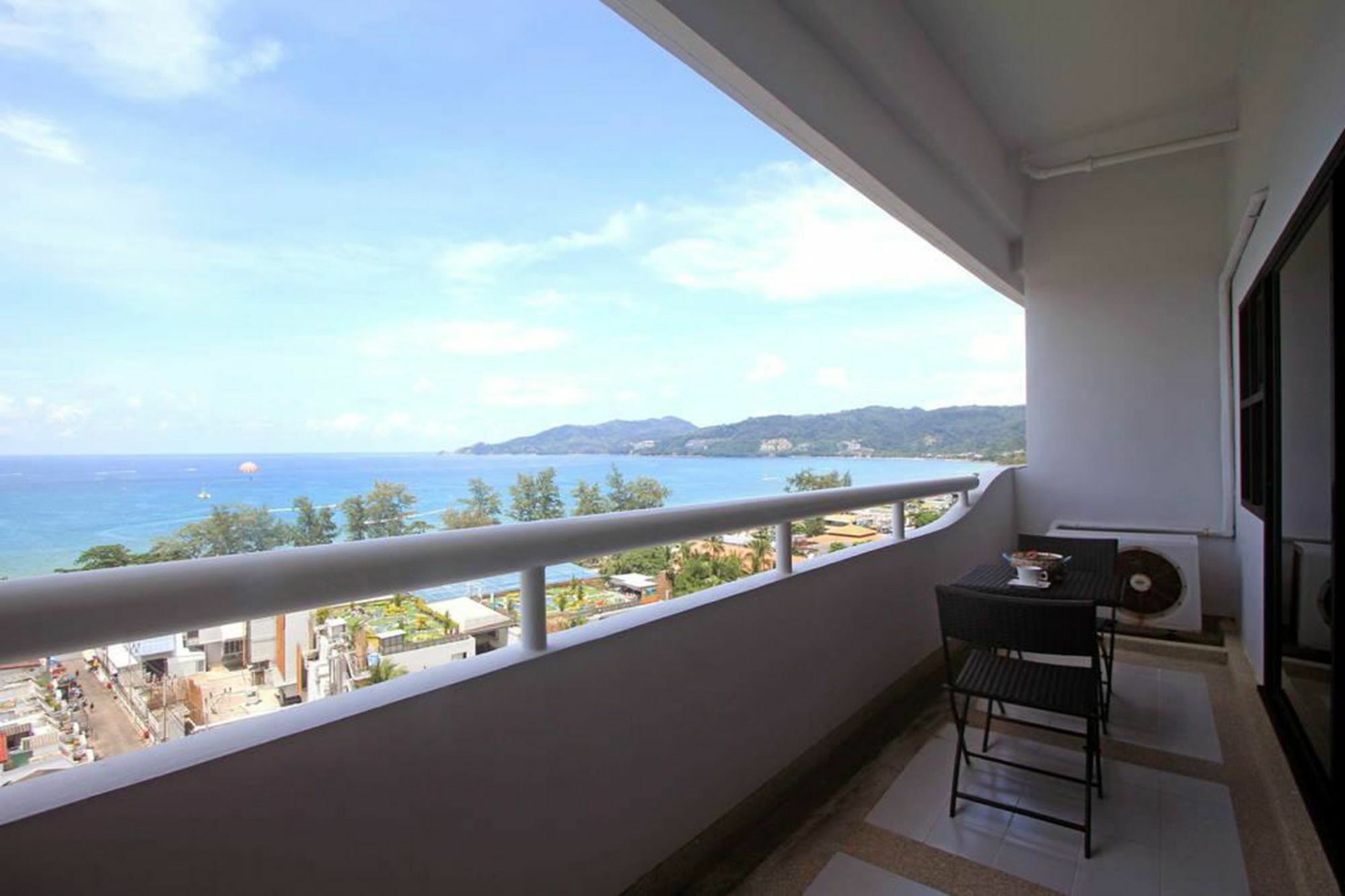 Apartment Tower By United 21 Thailand Patong