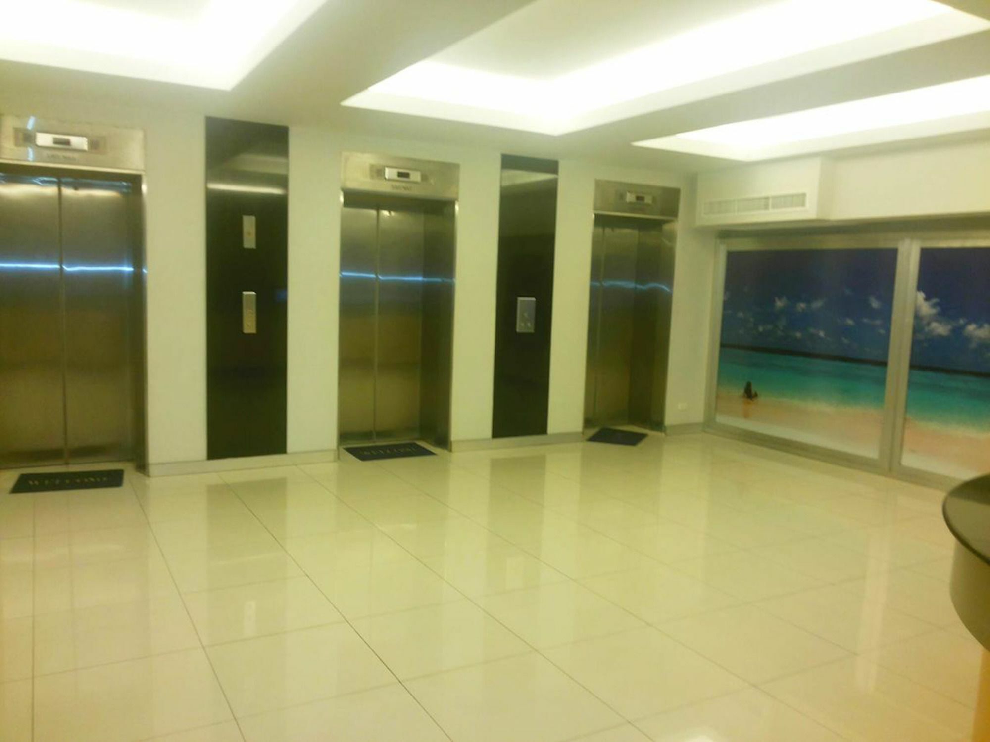 Apartment Tower By United 21 Thailand *