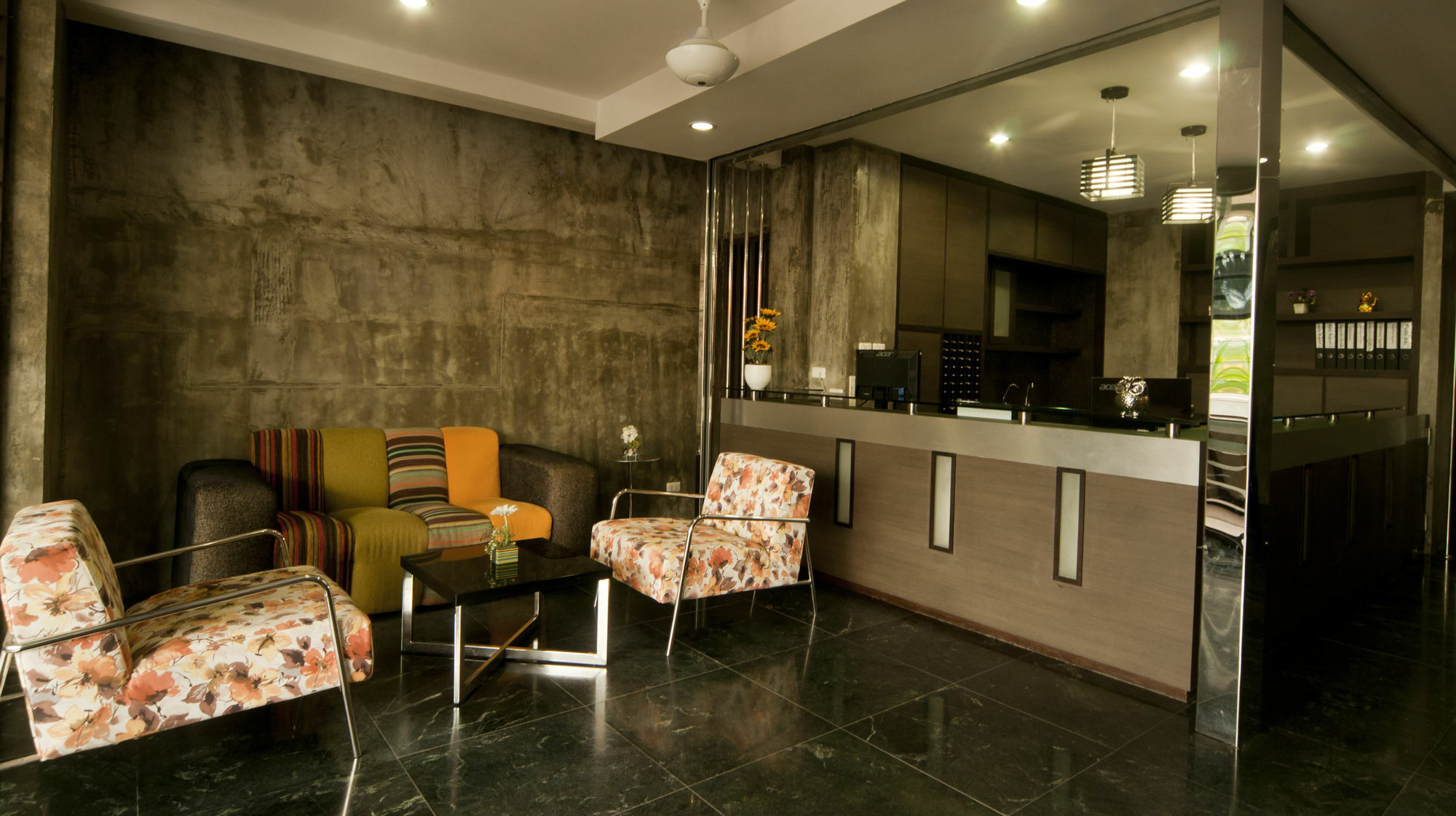 Oyo 358 Rattana Hotel