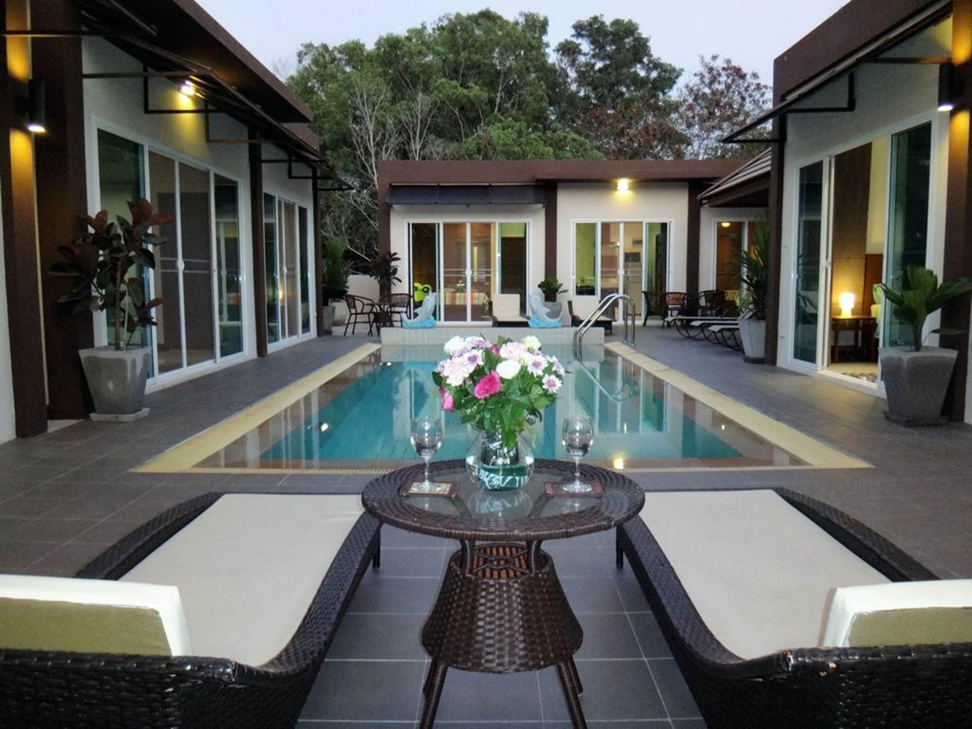 Pousada Harmonie Phuket Rawai