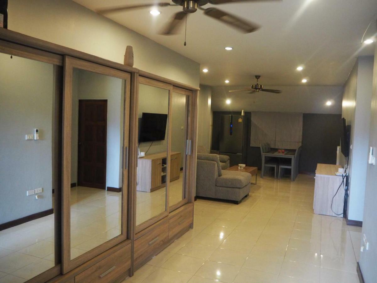 Beautiful 3 Bedroom Garden Vila *