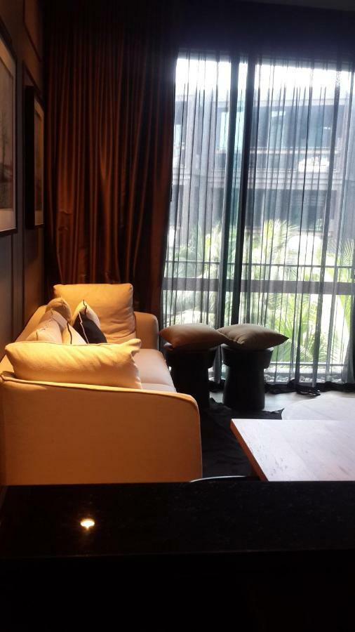Apartamento Luxury King Bed With Pool View And Sauna Rawai