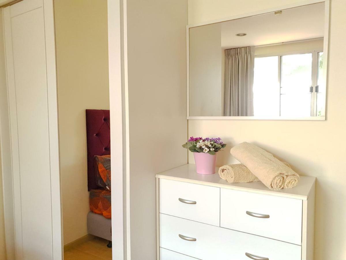 The Clover Apartment, Phuket Apartment *