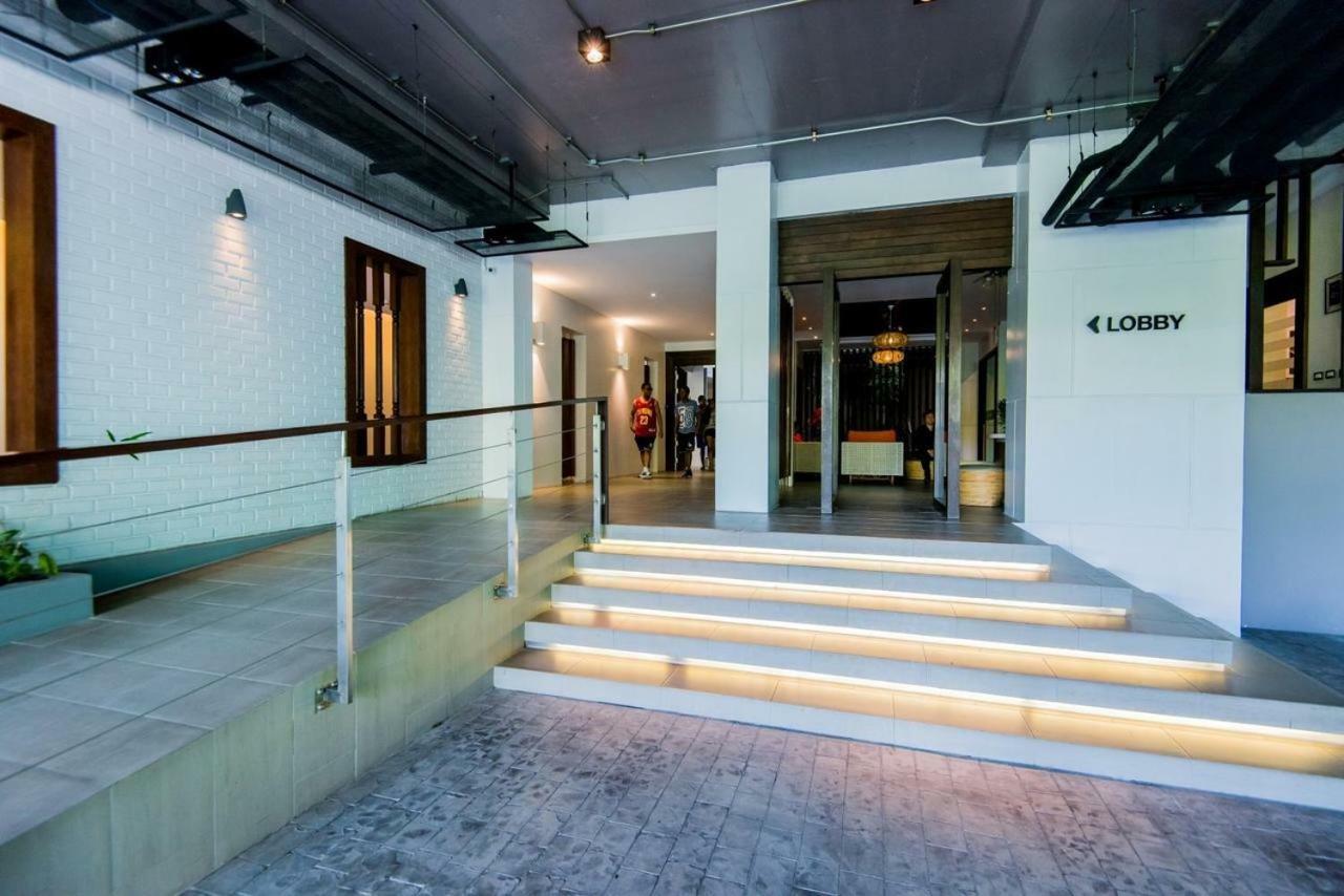 Emerald Terrace Apartment