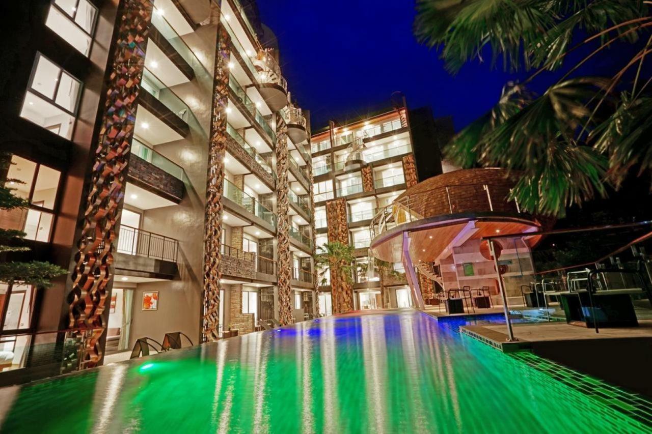 Emerald Terrace Apartment