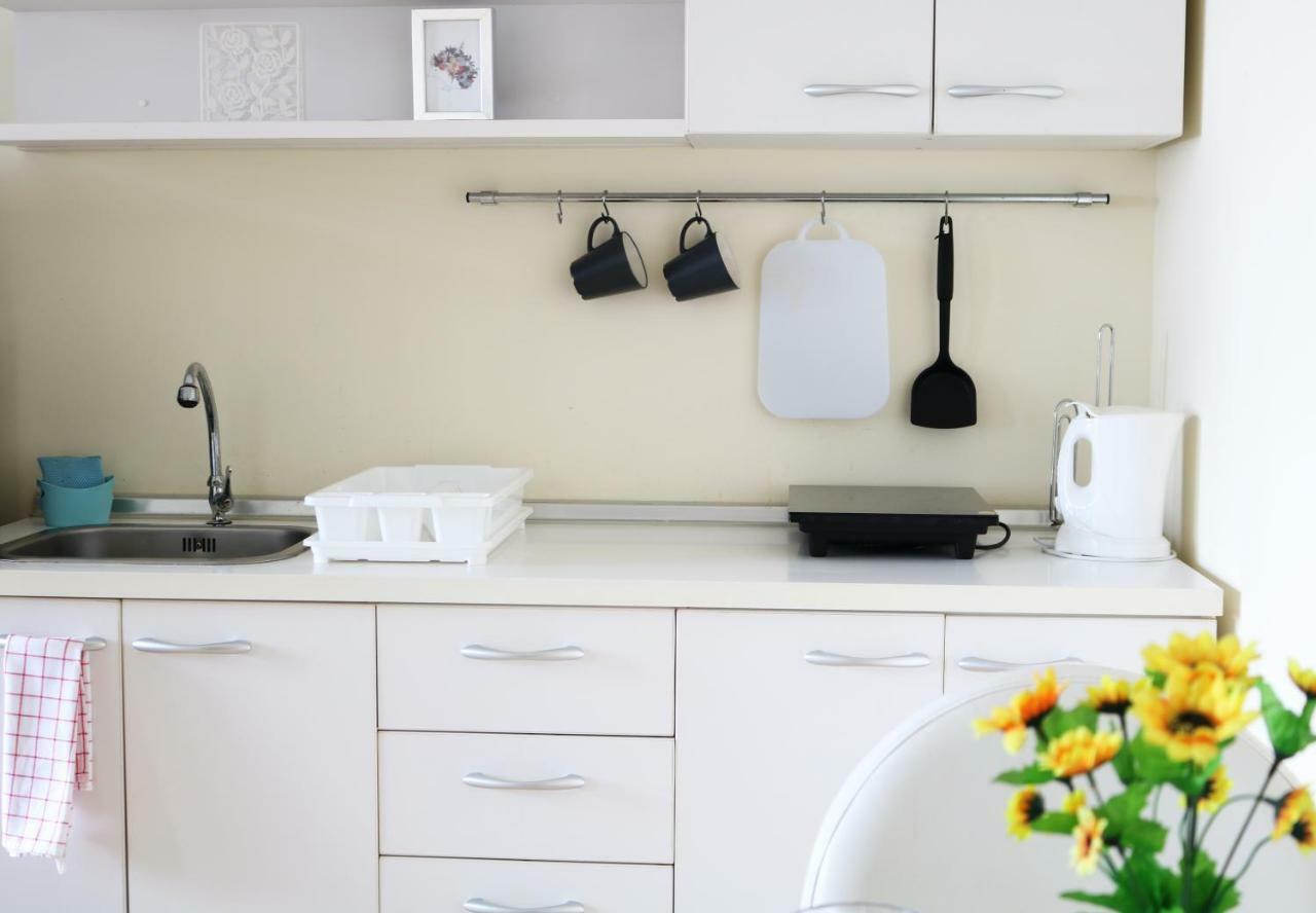 The Clover Apartment, Phuket Apartment