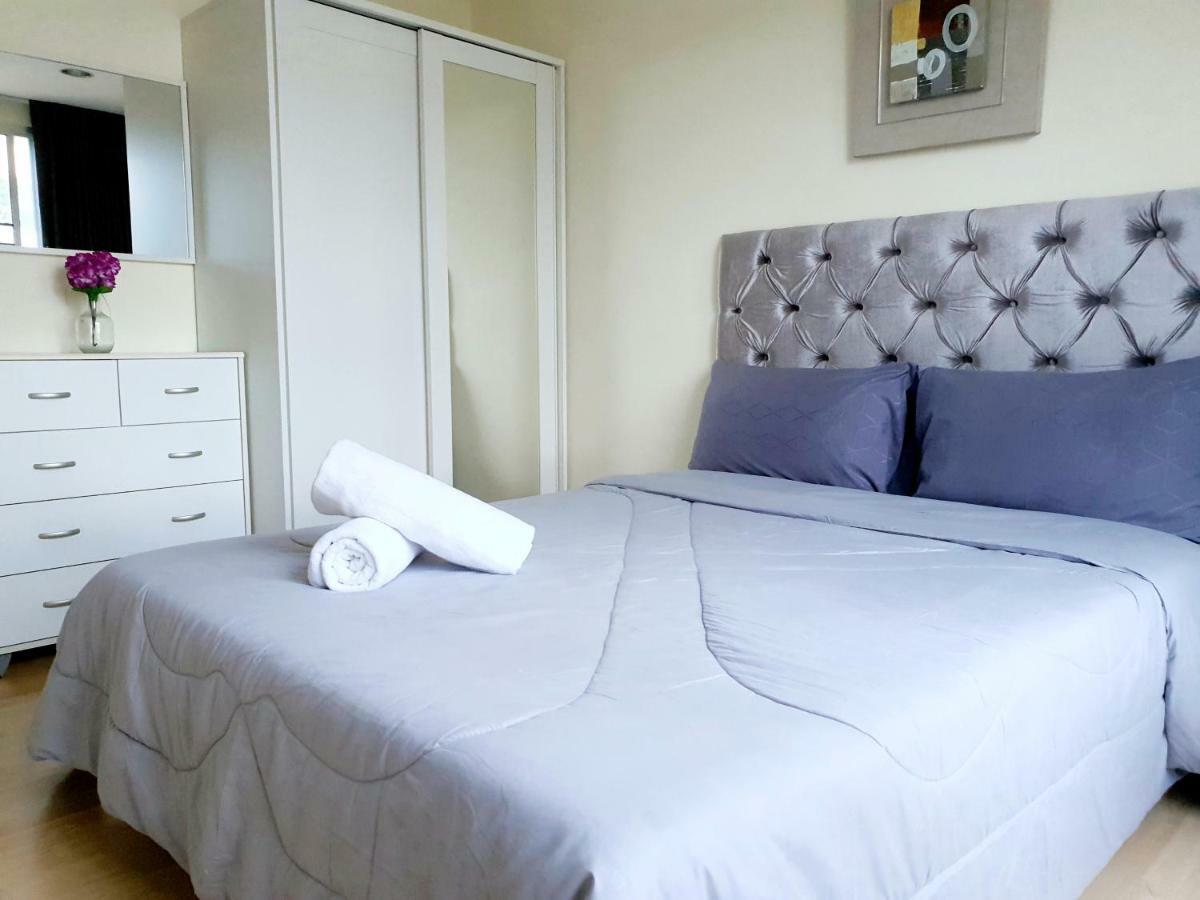 The Clover Apartment, Phuket Apartment