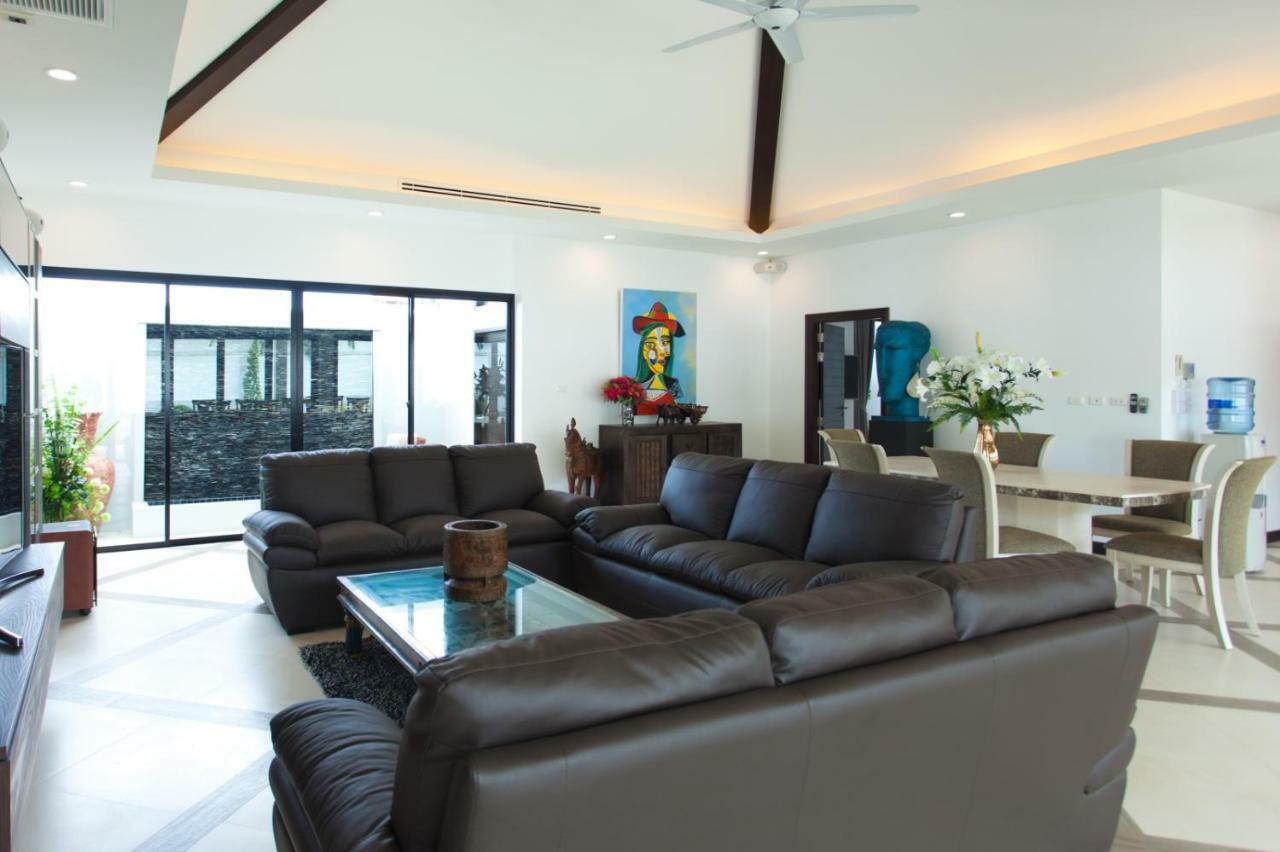 Spacious 4 Bedrooms Private Pool In Phuket * Rawai