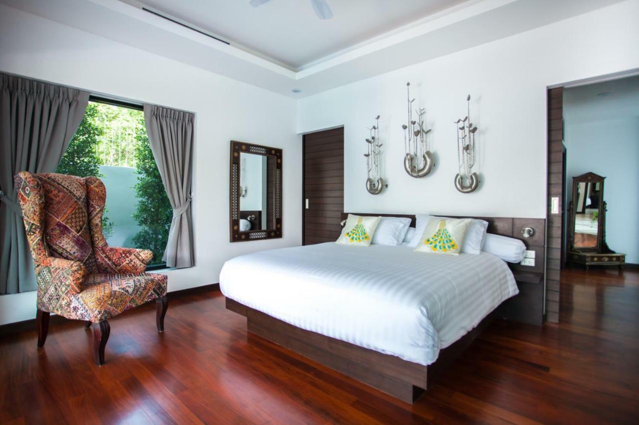 Spacious 4 Bedrooms Private Pool In Phuket Rawai