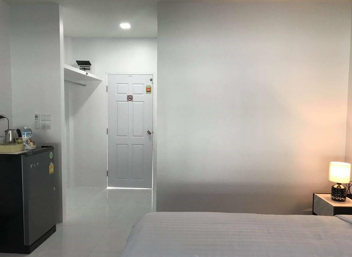 Airport Pearl Apartment Nai Yang Beach