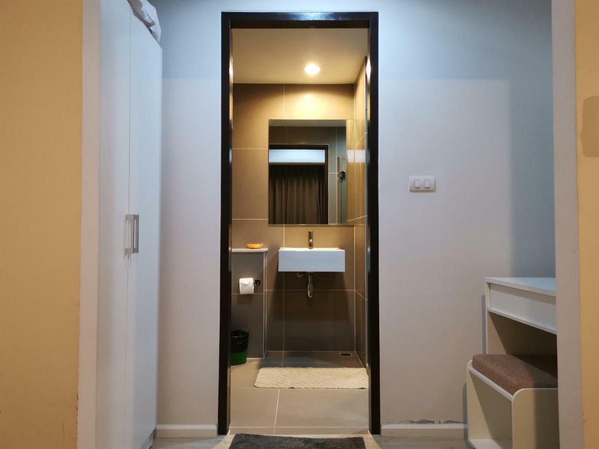 5 Floor - Centrio In Town - 30 Mins To Beaches Appartement