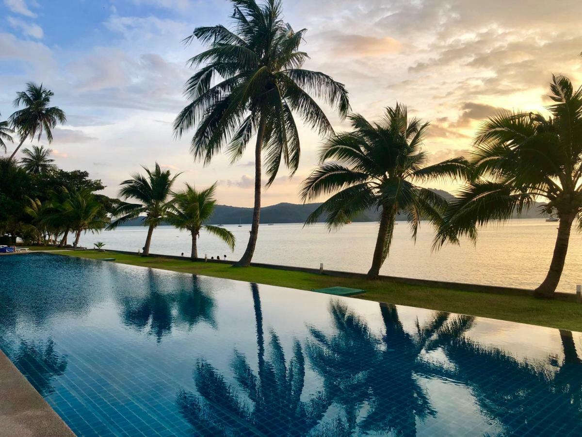 D-lux 4 Bed Beachfront With Sea View Cape Panwa