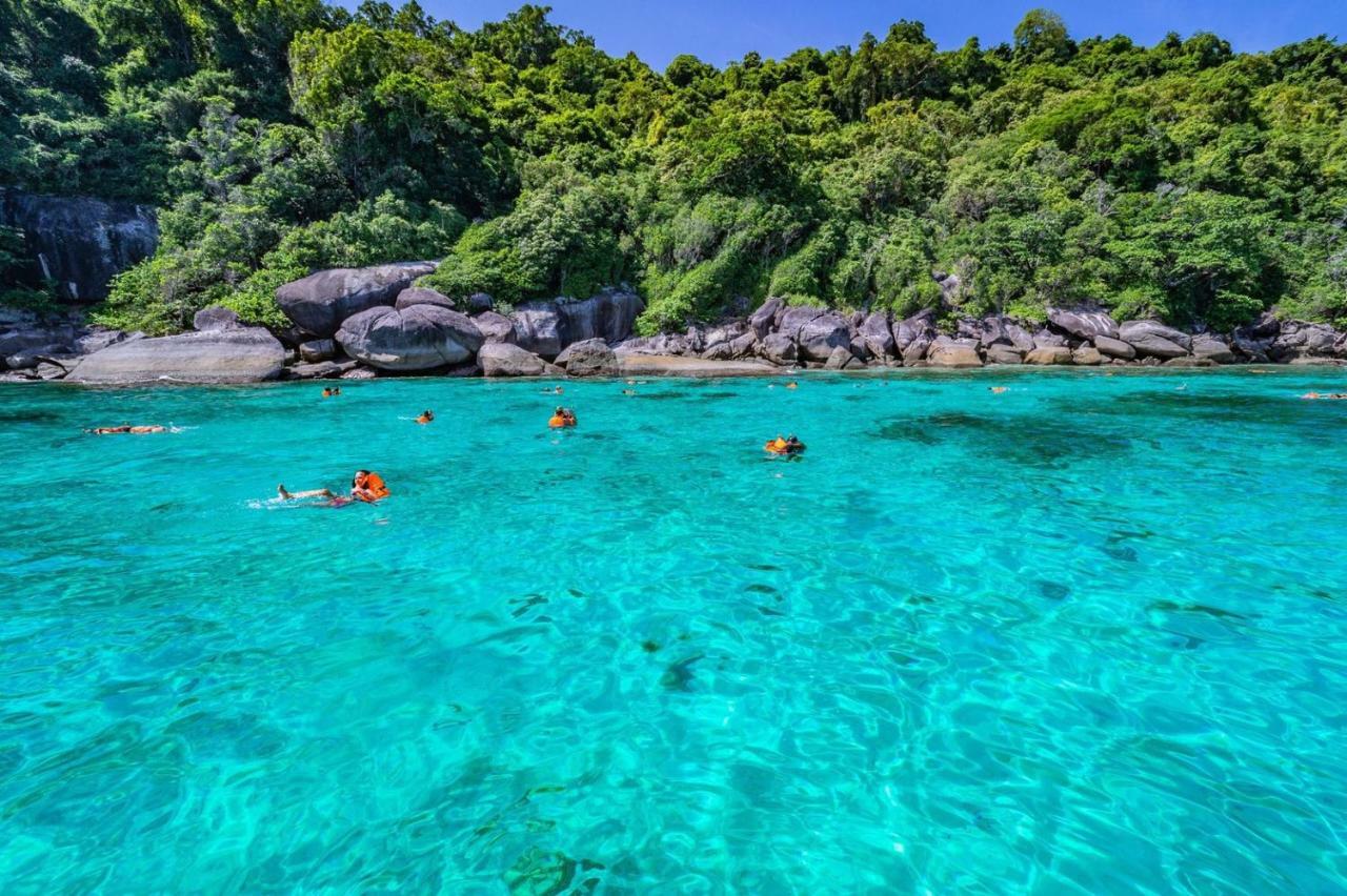 Gasthuis Phuket Travel